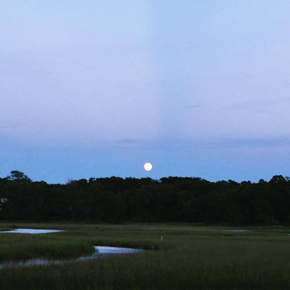 Moon at the beach--www.thethreeyearexperiment.com